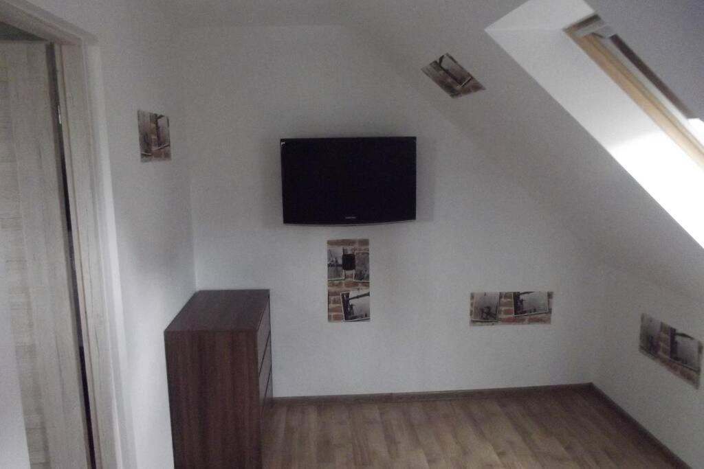 Ferienwohnung Nad Kamienną Jelenia Góra Exterior foto